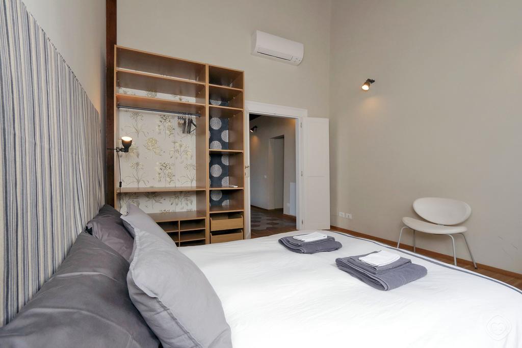 Trastevere Design Apartment روما الغرفة الصورة